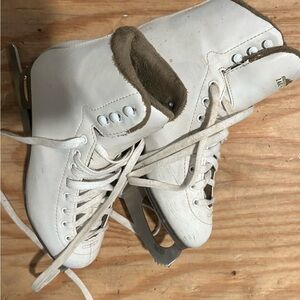 Figure Skates
